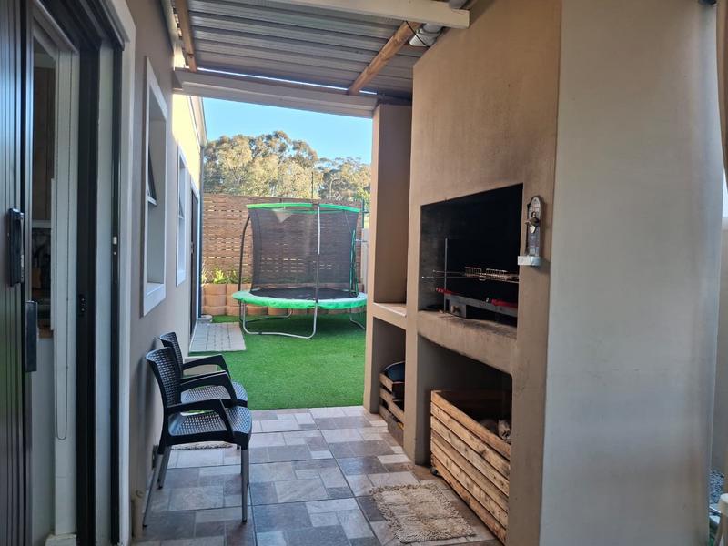 3 Bedroom Property for Sale in Glen Lilly Western Cape